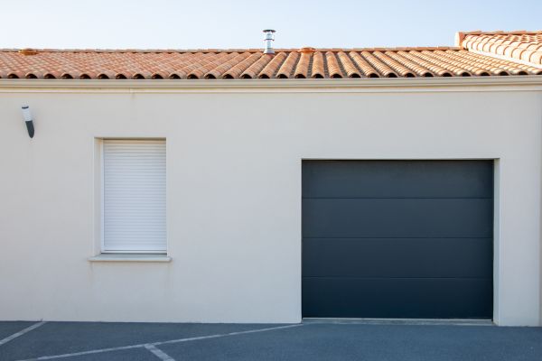 Garage Window Replacement in Green Valley