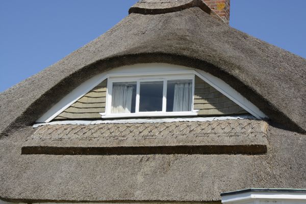 Cost of Eyebrow Window Replacement in Green Valley